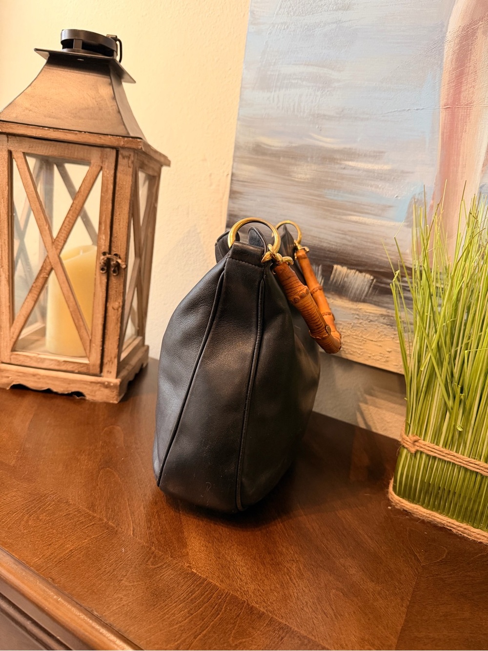 Authentic Gucci Classic Black Leather Hobo Bag with Bamboo Handle - Picture 3 of 8